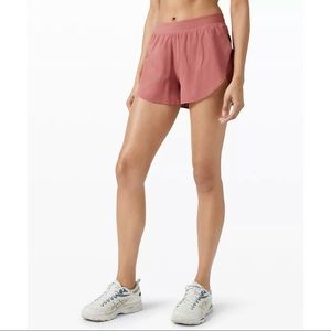 Lululemon find your pace high rise lined short 3” Size 2